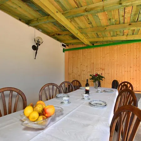 Guest house Holiday &