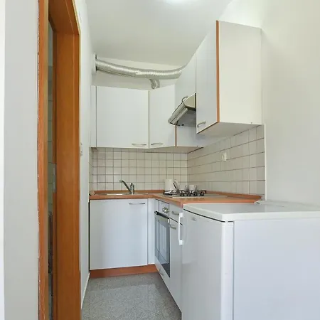 Guest house Holiday &