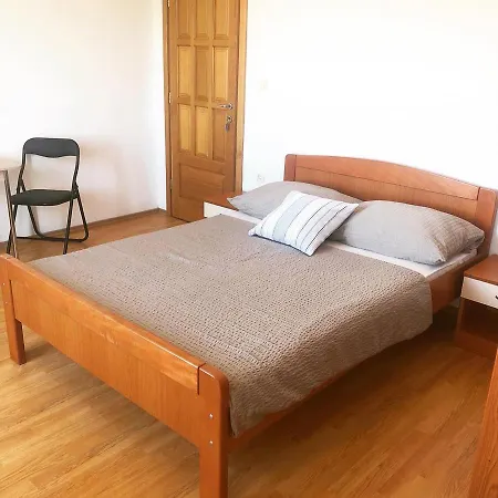Guest house Holiday & *
